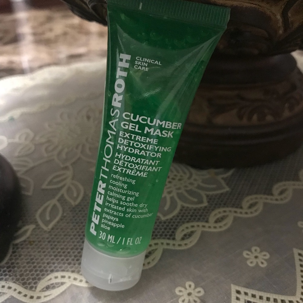 ❌sold❌Peter Thomas Roth cucumber gel mask